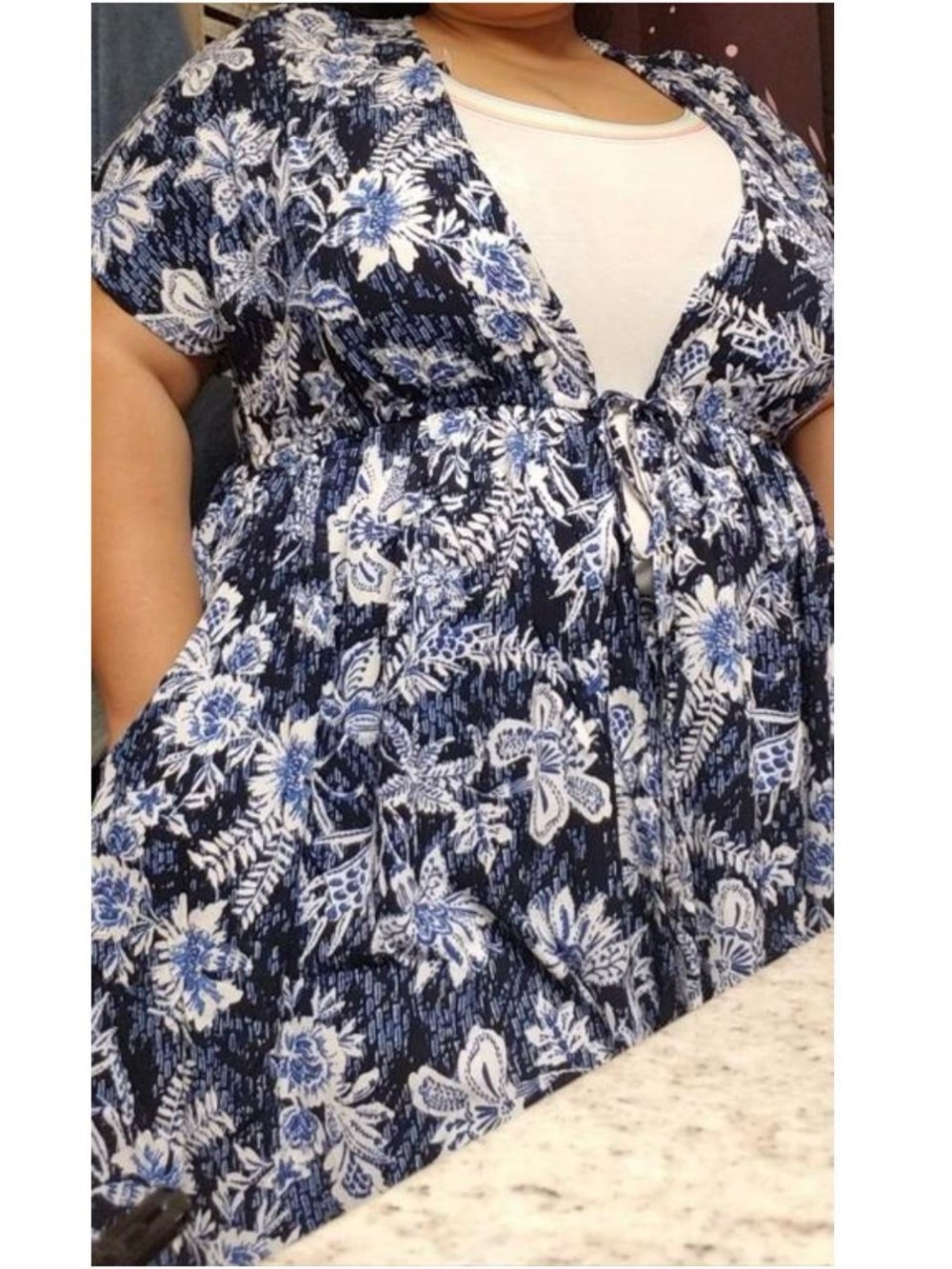 Torrid Blue and White Floral kimono